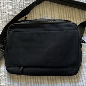 Timbuk2 Crossbody Bag Switch Case Laptop Bag